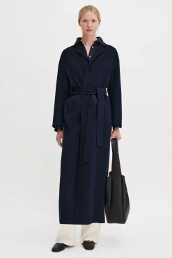 Alexa Coat