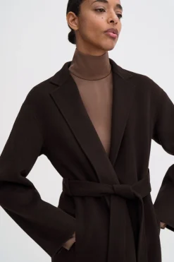 Alexa Coat