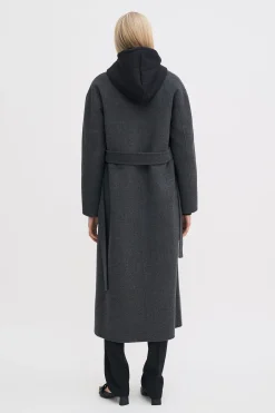 Alexa Coat