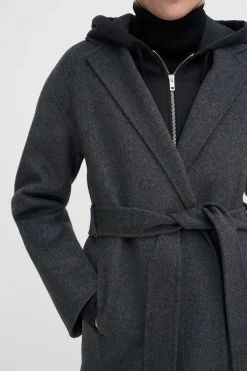 Alexa Coat