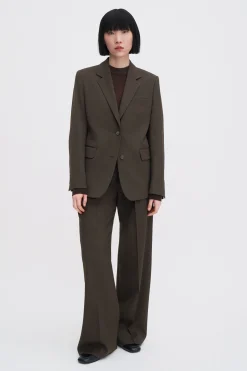 Delilah Blazer
