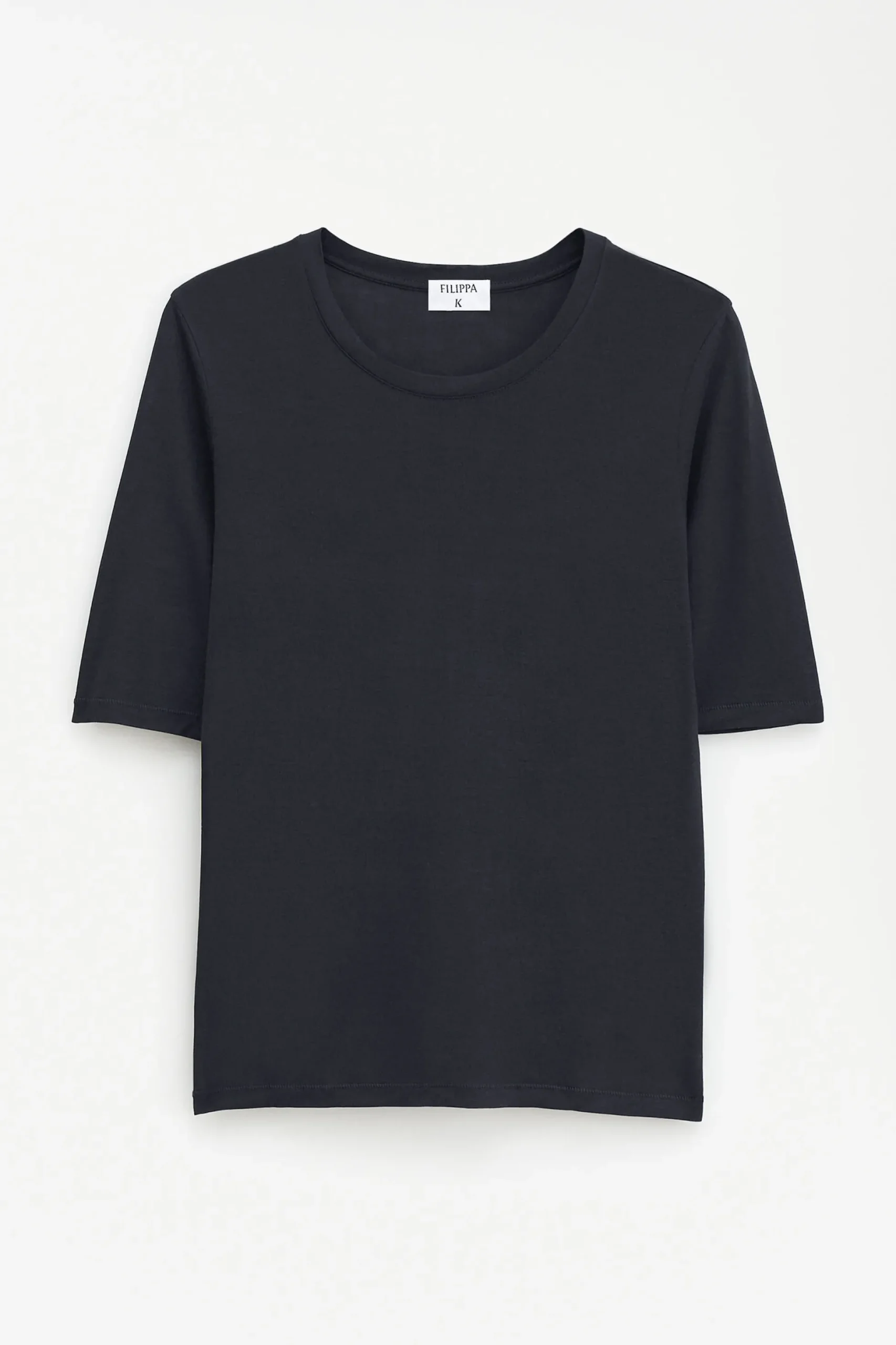 Elena Tee