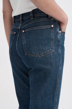 High Waisted Cropped Jeans