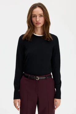 Merino R-neck Sweater