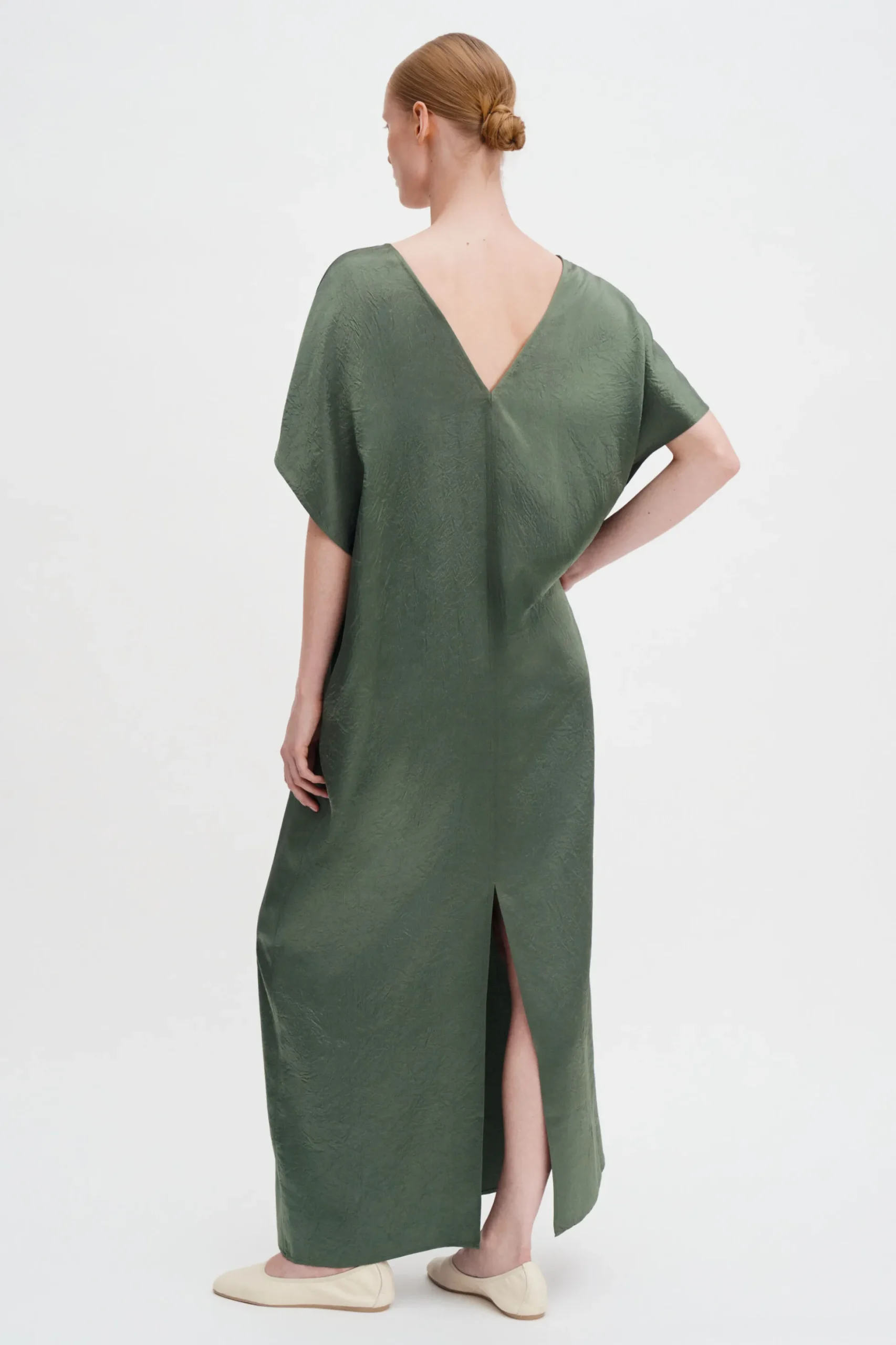 V-Neck Crinkle Kaftan