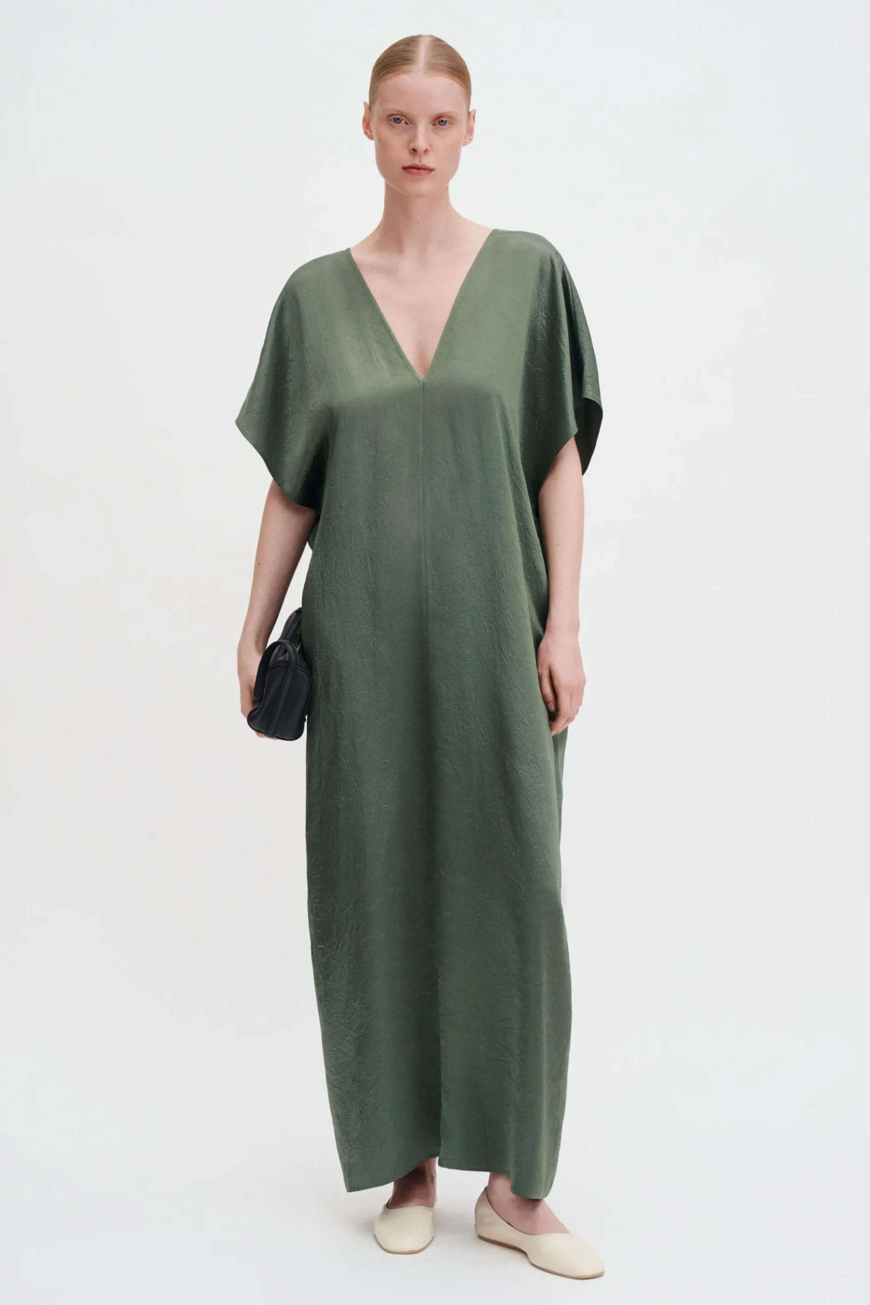 V-Neck Crinkle Kaftan