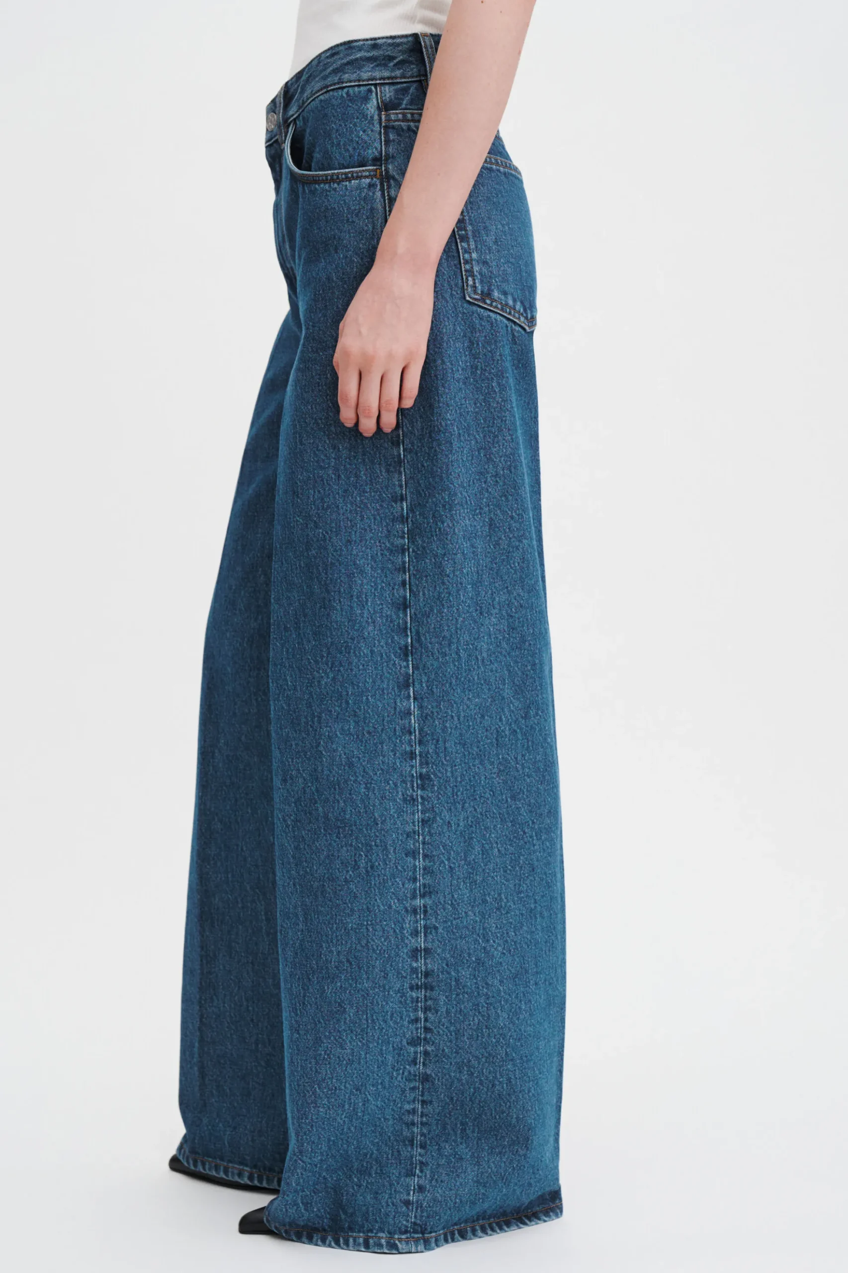 Wide Leg Jeans